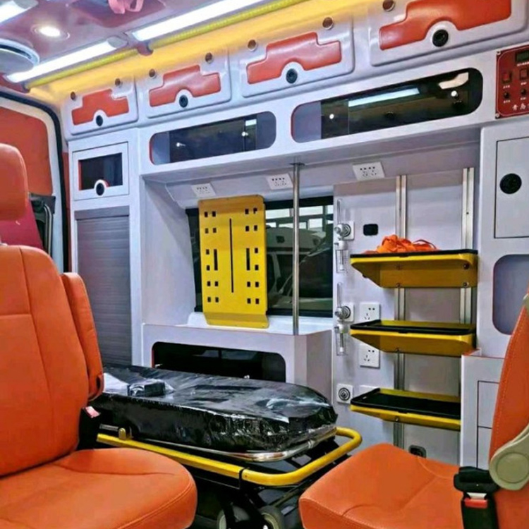 久治长途救护车护送病人租赁价格